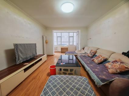 城中南山西路整租 杰泰都市家园2室2厅/92平/低楼层