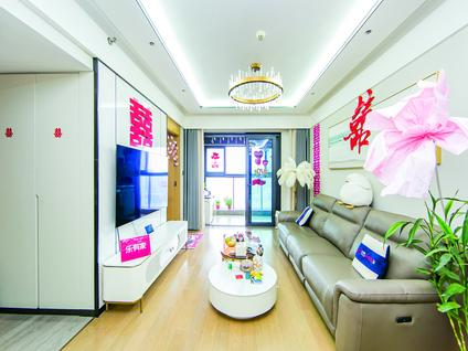 龙华梅林关口整租 万科和雅轩3室2厅/99平/高楼层