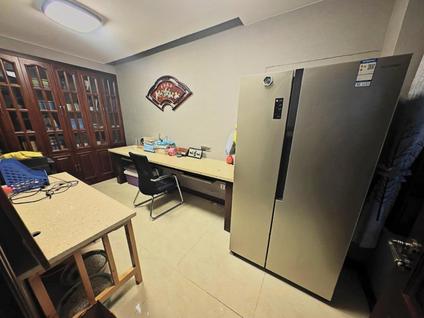 开发区卫星路整租 昊元上品4室2厅/243平/中楼层