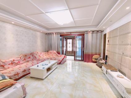 滨湖太湖新城整租 融科玖玖城(北区）4室2厅/300平/低楼层