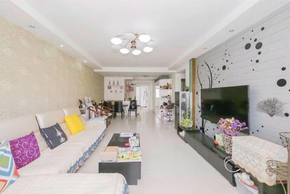 朝阳亚运村小营合租 八斗2室1厅/67平/低楼层