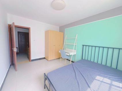 大兴西红门合租 兴海家园(日苑)3室1厅/15平/低楼层