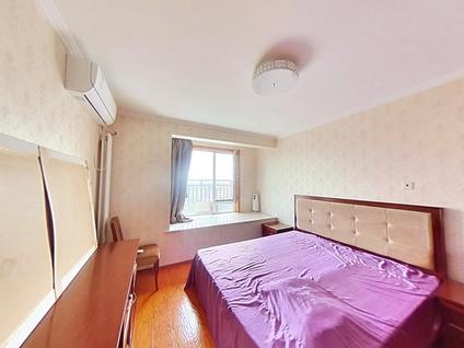 大兴磁各庄整租 格林云墅4室2厅/137平/高楼层