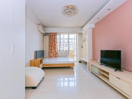 朝阳亚运村合租 慧忠里小区3室1厅/18平/高楼层