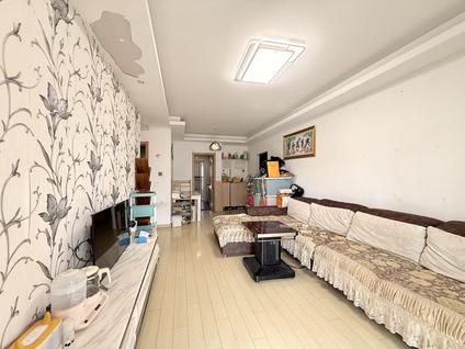 花溪小河大都会整租 万科大都会(北区)2室2厅/76平/高楼层