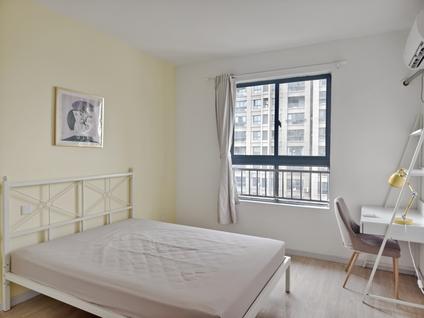 嘉定安亭合租 安亭中央公园3室1厅/12平/中楼层