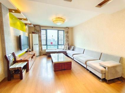 滨湖太湖新城整租 万科城市花园(一区)3室3厅/195平/高楼层