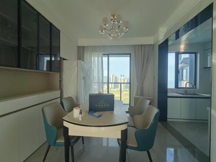 赤坎金沙湾片区整租 华侨城欢乐海湾4室2厅/143平/中楼层