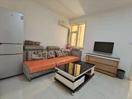 经区皇冠整租 蓝星万象城2室2厅/75平/中楼层