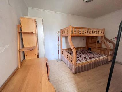 黄岛辛安整租 鲁泽观天下2室1厅/99平/中楼层