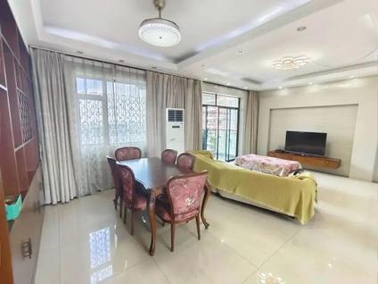 北京君汇华庭4室2厅142.16平中楼层/共31层