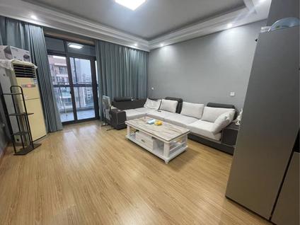 长兴长兴整租 领域龙山3室2厅/110平/高楼层