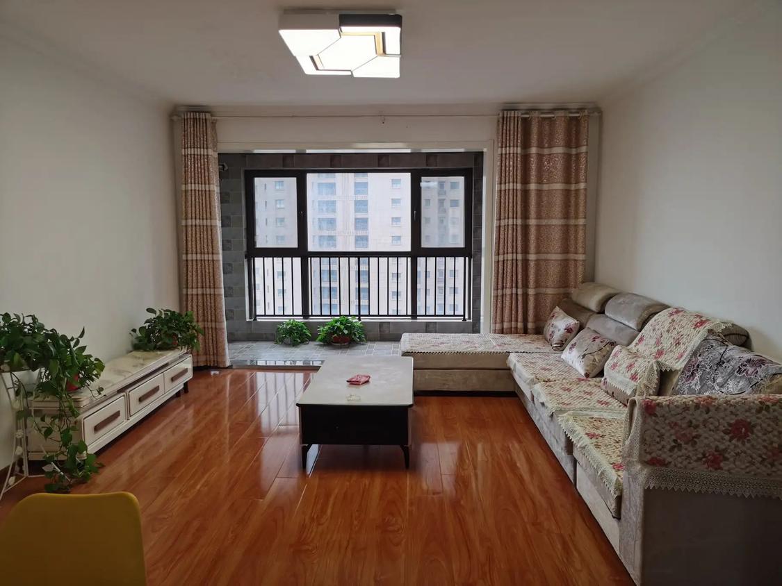 整租·拉菲公馆