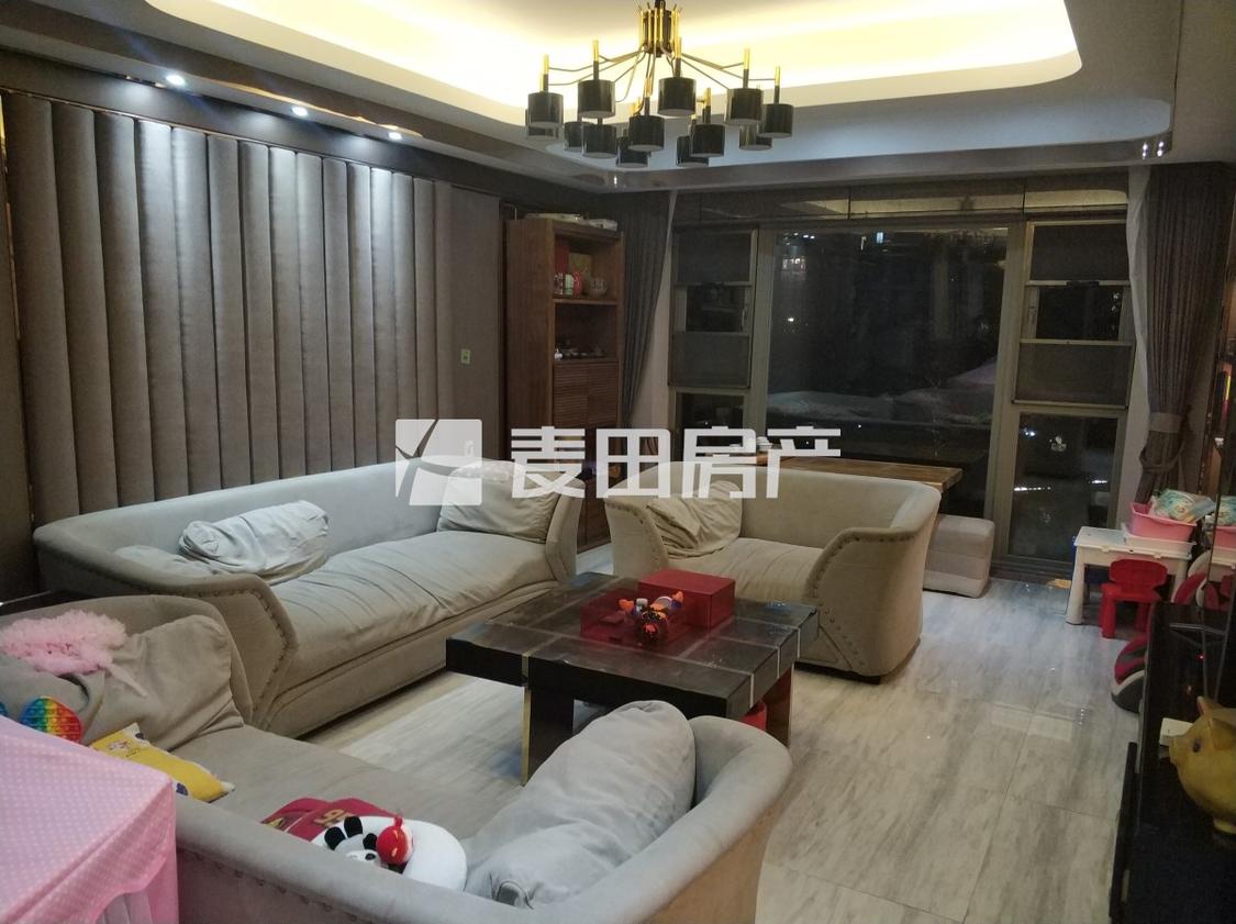 整租·世茂湖滨首府(D区)