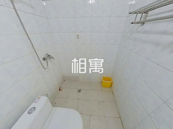 合租·财富东方