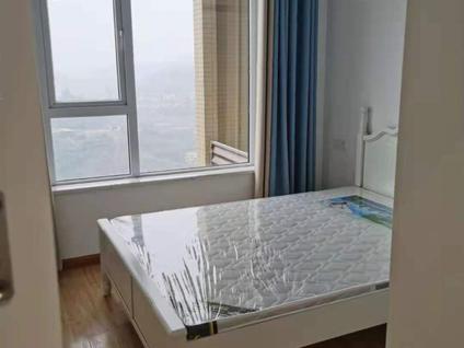 翠屏临港整租 邦泰国际社区北区3室1厅/85平/中楼层