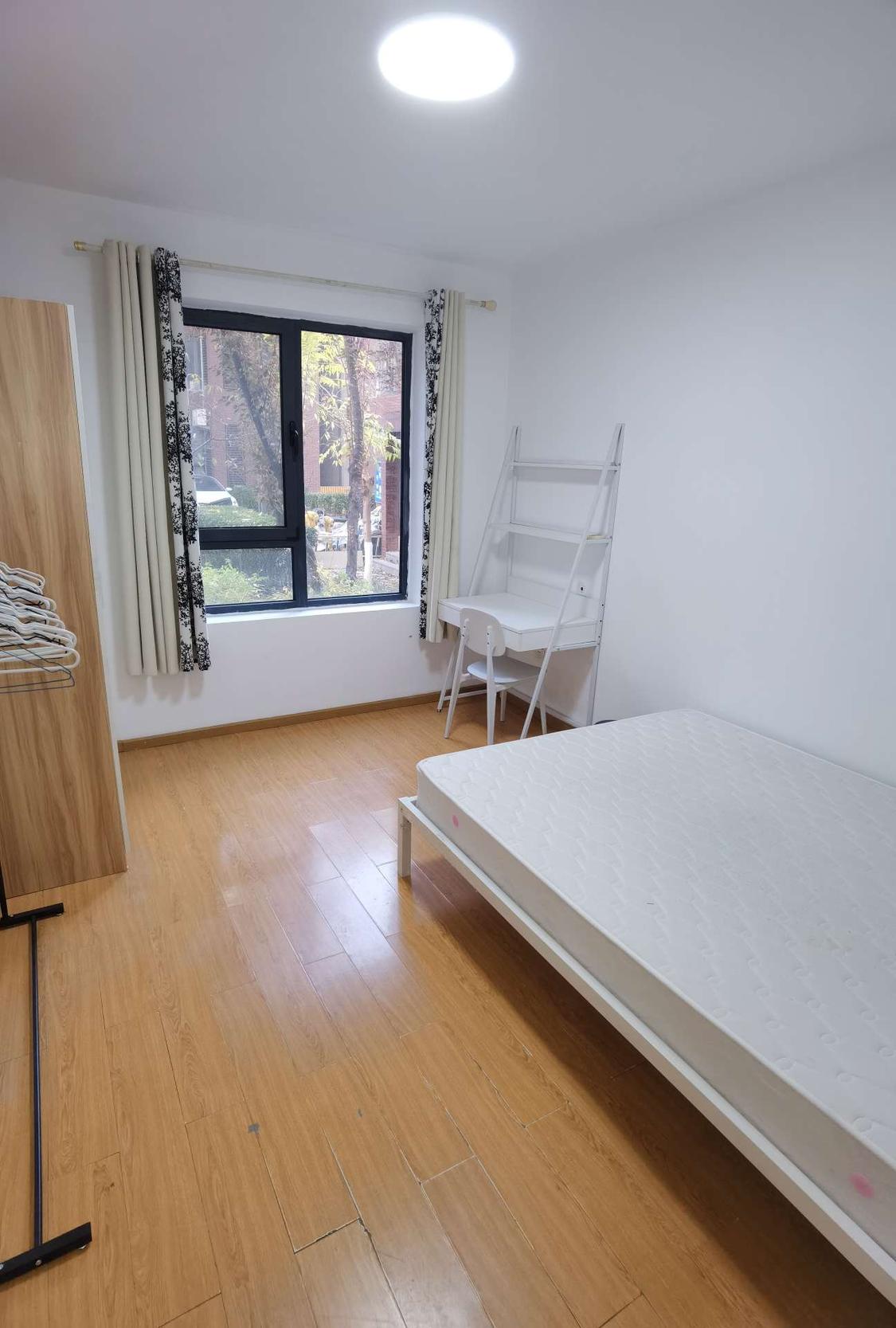 合租·领秀新硅谷