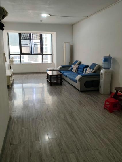 柳南柳南整租 柳铁新城3室2厅/112平/中楼层