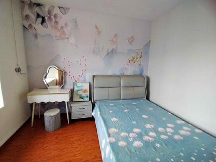 市中玉函合租 绿地新都会1室1厅/30平/低楼层