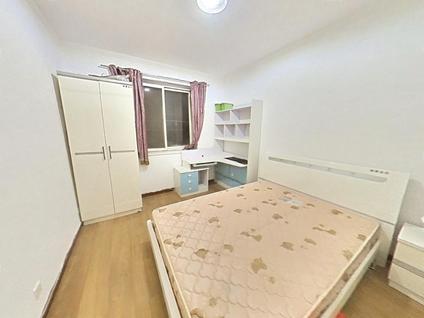 新城含元路整租 锦绣芙蓉公馆2室2厅/78平/高楼层