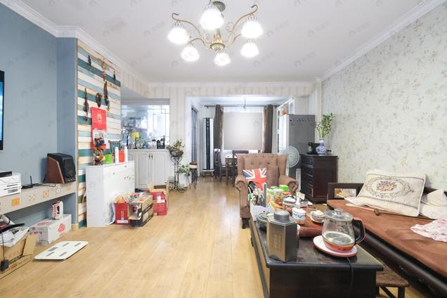 北京湖滨十八3房户型好，采光好，楼层好，户型好，非拆迁，楼道贴砖3室2厅 | 96.68㎡ | 南 北 | 陆庄花园高楼层/共7层