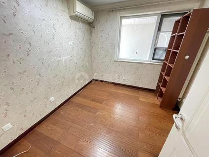 海淀皂君庙整租 交大嘉园3室1厅/108平/低楼层