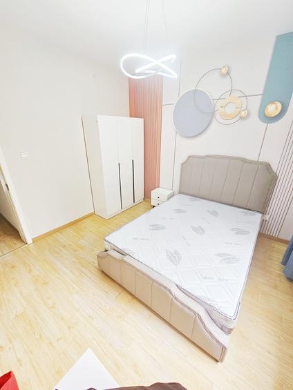 铁西霁虹合租 罗马假日4室1厅/133平/低楼层