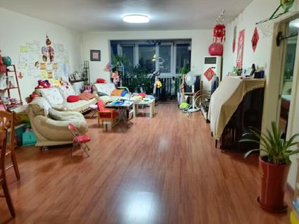 顺义机场附近整租 蓝天苑3室1厅/166平/低楼层