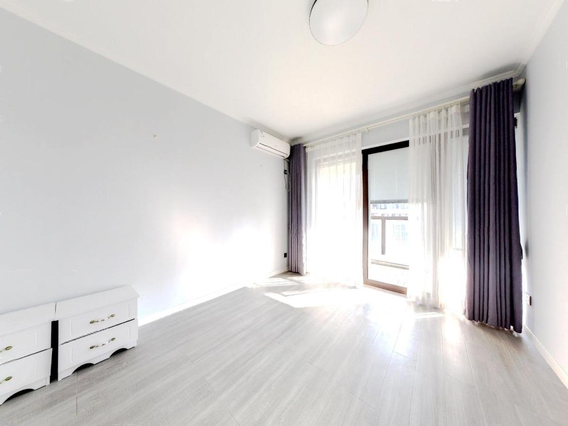 整租·龙湖狮山原著