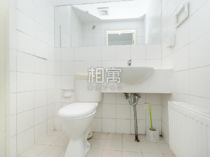 合租·京贸国际公寓