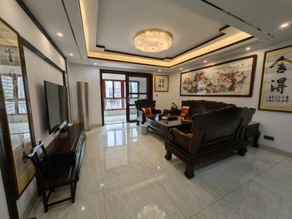 美兰国兴整租 海航豪庭(北苑三区)4室2厅/245平/高楼层