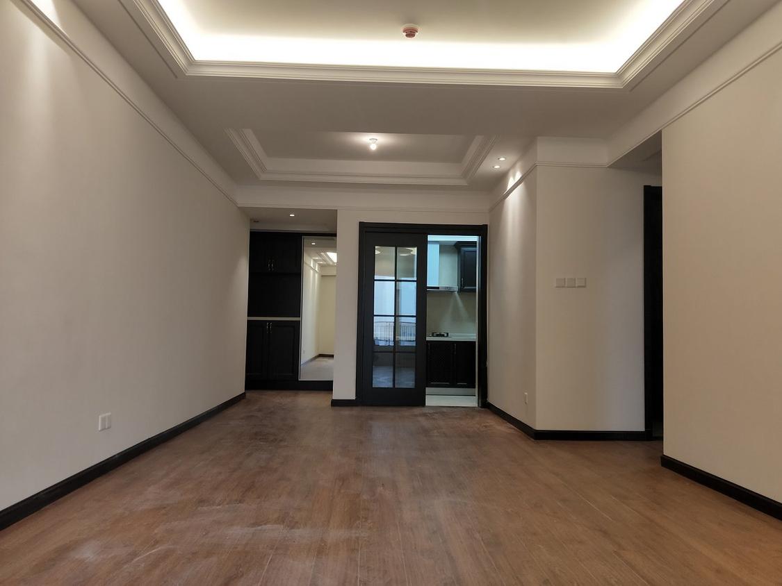 整租·融创凡尔赛(领馆四期)