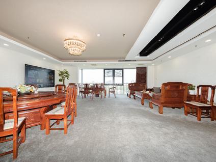 海淀公主坟东整租 缘溪堂3室2厅/311平/中楼层