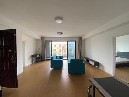 海曙高桥整租 绿地观堂4室2厅/135平/中楼层