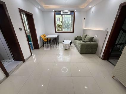 昆山玉山老城区整租 红峰二村2室2厅/80平/中楼层