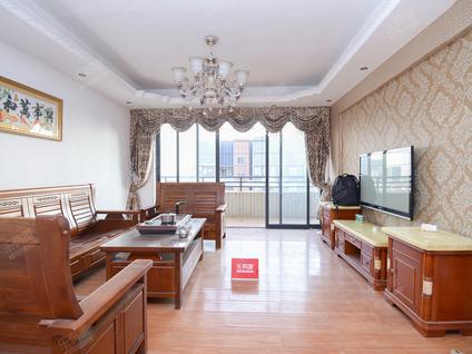 江海礼乐整租 帕佳图尚品3室2厅/136平/高楼层