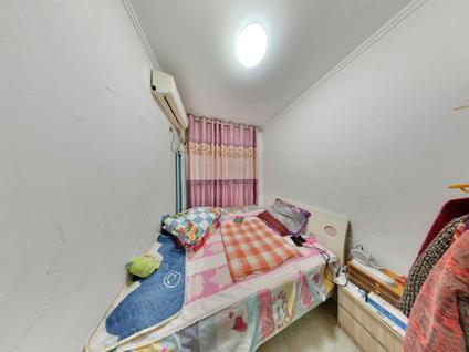 雁塔吉祥村整租 美丽的院子2室2厅/63平/低楼层