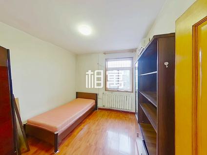 石景山古城合租 古城南路3室1厅/11平/中楼层