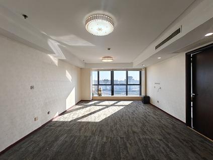 海淀公主坟西整租 新华联国际公寓3室1厅/172平/中楼层