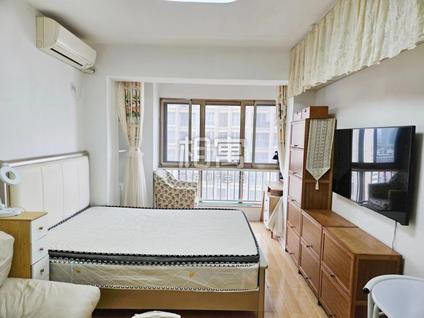 鼓楼福建路整租 中海凯旋门1室1厅/33平/中楼层