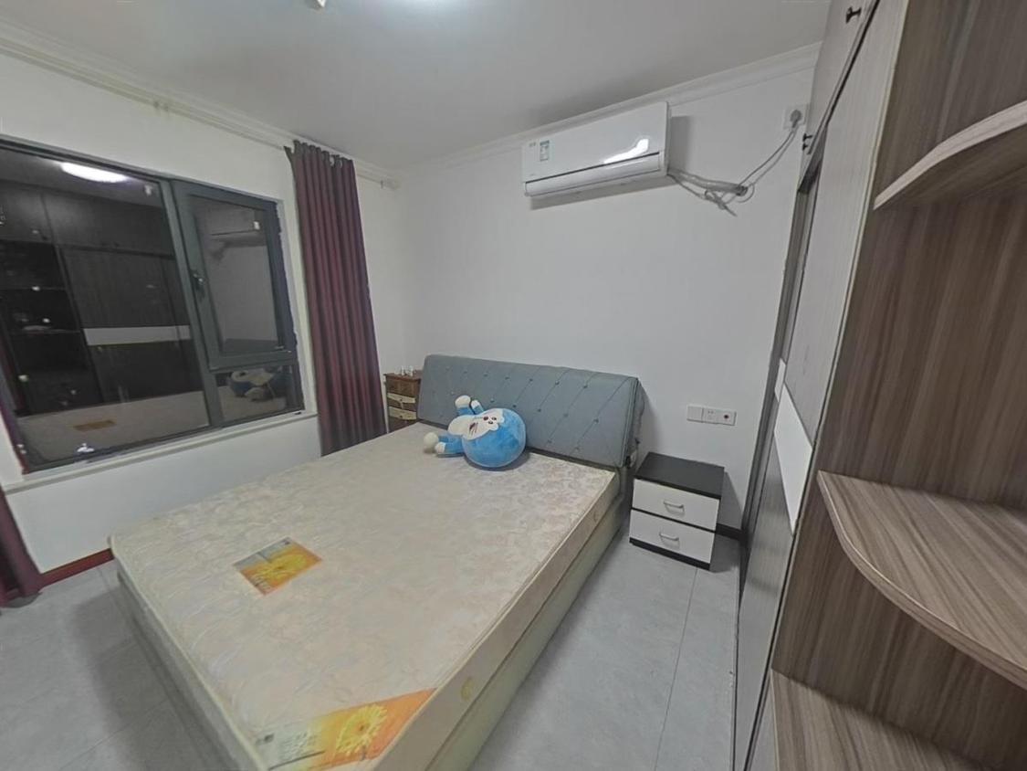 整租·劳动公园里