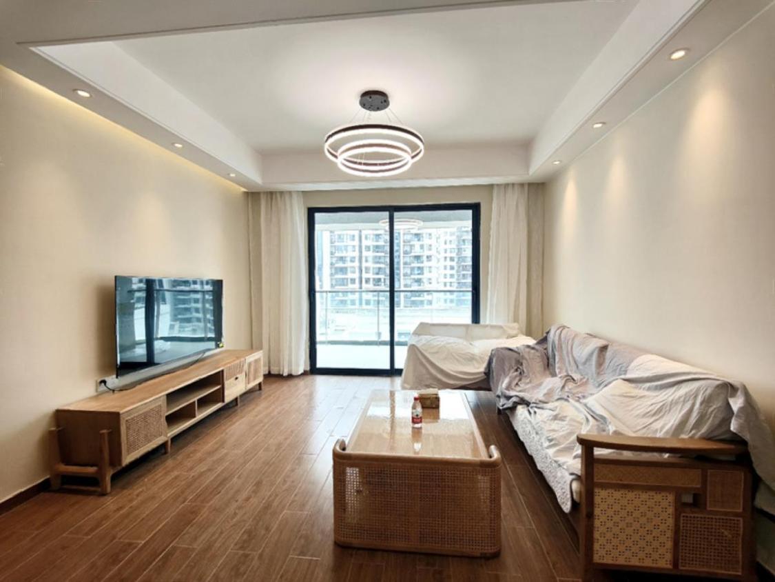 整租·金冠亚沙村