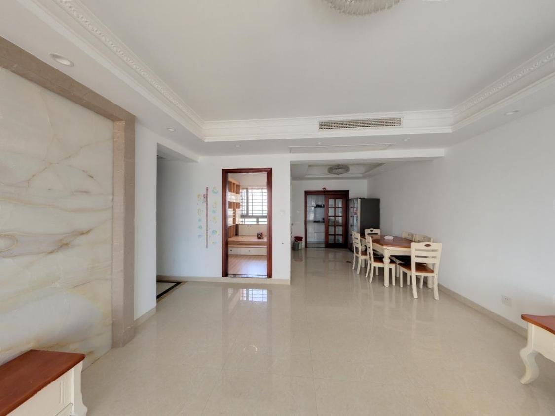 整租·东海湾(太古广场三期)