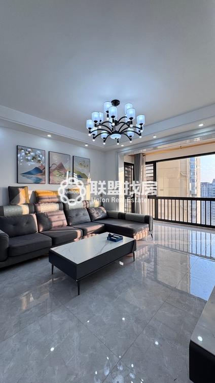 港北港北整租 彰泰红小区4室2厅/116平/高楼层