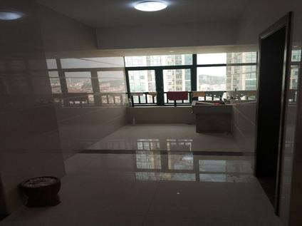 丰泽东海整租 东海湾中心4室2厅/288平/中楼层