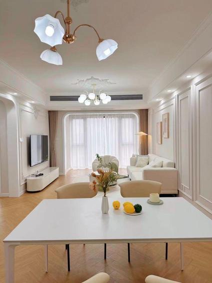 黄浦复兴公园整租 思南公馆东苑1室2厅/110平/高楼层