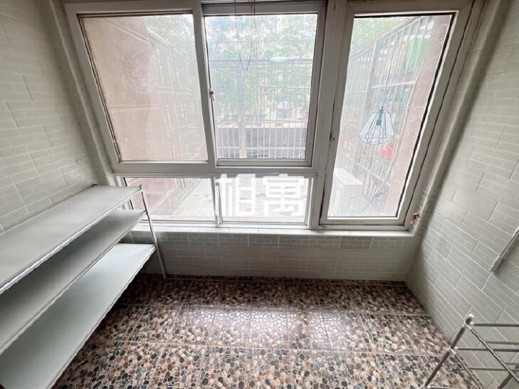 合租·金顶阳光