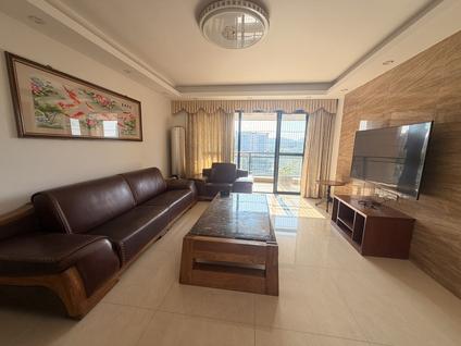 蓬江北新区整租 莱茵华庭3室2厅/137平/中楼层