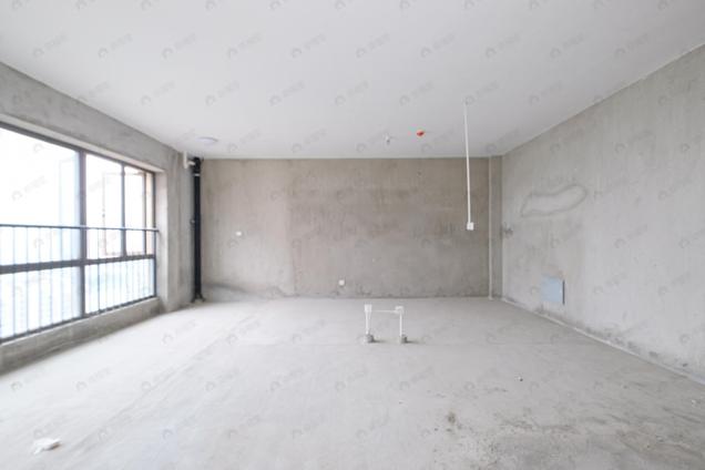 北京电梯高层,毛坯3房,南北通透户型,社区景观位置。4室2厅 | 130.78㎡ | 南 北 | 融侨锦江悦府南区A区高楼层/共37层