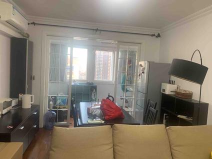 静安曹家渡整租 沪中新苑2室2厅/114平/中楼层